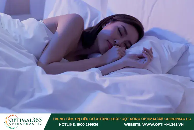 Người bệnh đau đầu cần được nghỉ ngơi, ngủ đủ giấc Người bệnh đau đầu cần được nghỉ ngơi, ngủ đủ giấc