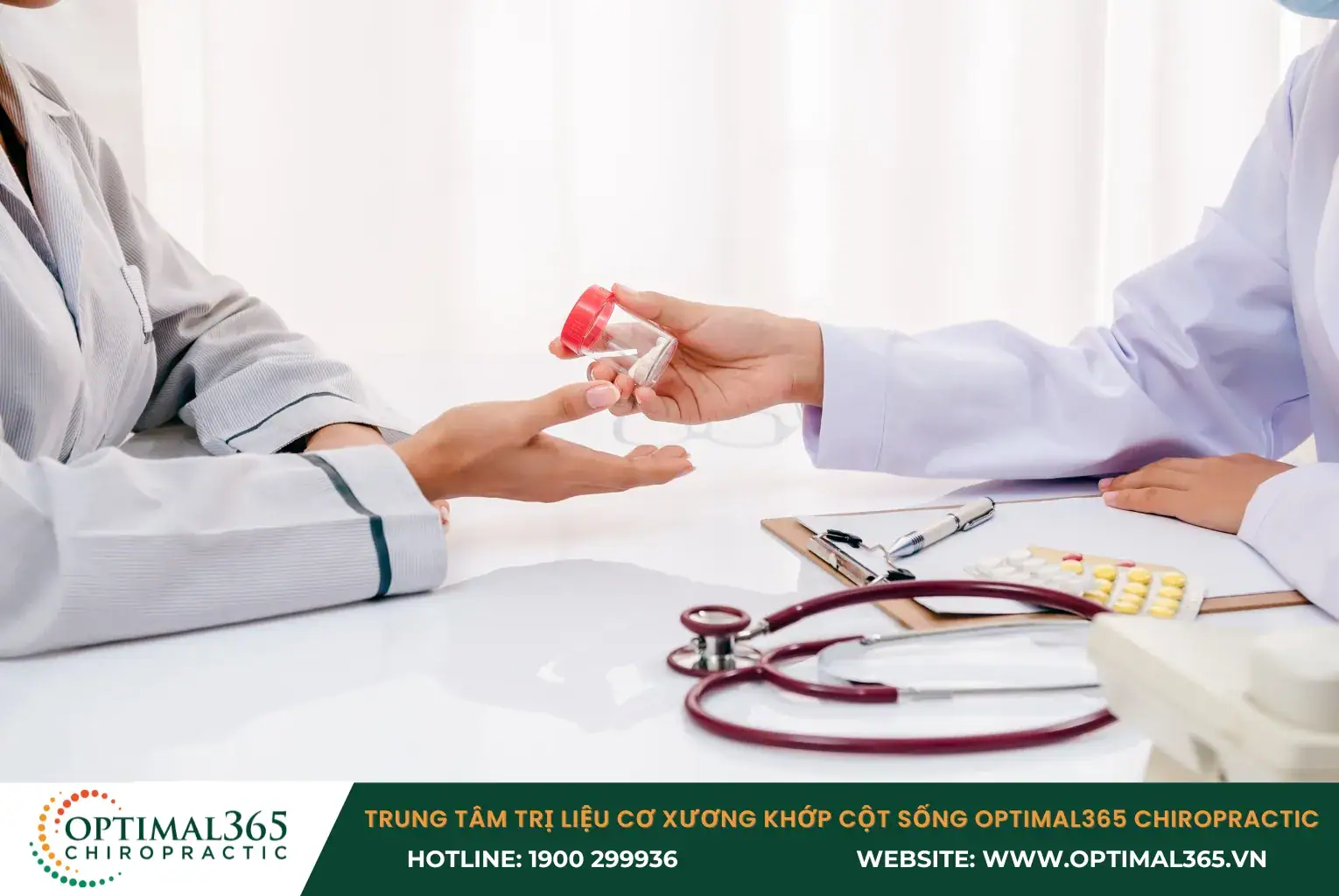 Người bệnh viêm khớp gối nên theo dõi tình trạng sức khỏe thường xuyên Người bệnh viêm khớp gối nên theo dõi tình trạng sức khỏe thường xuyên